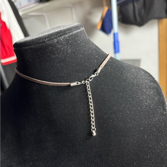 Nightmare Before Christmas Style Silver Toned Metal Swirl Slide Pendant - Picture 4 of 8